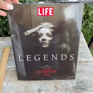 LIFE
LEGENDS
THE
CENTURY'S most unforgettable faces hardback coffee table book